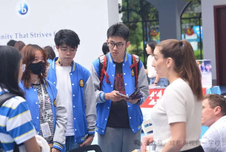 融合部丨啟航未來，與世界名校零距離——融合部中學(xué)秋季海外大學(xué)展盛大啟幕